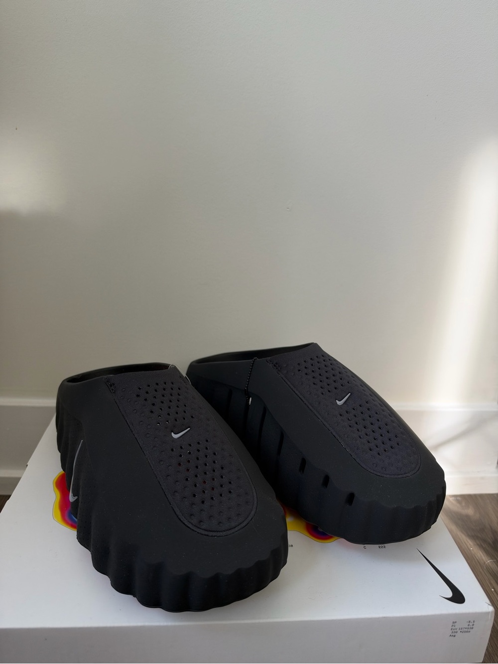 NEW NIKE MIND 001 (mules) BLACK